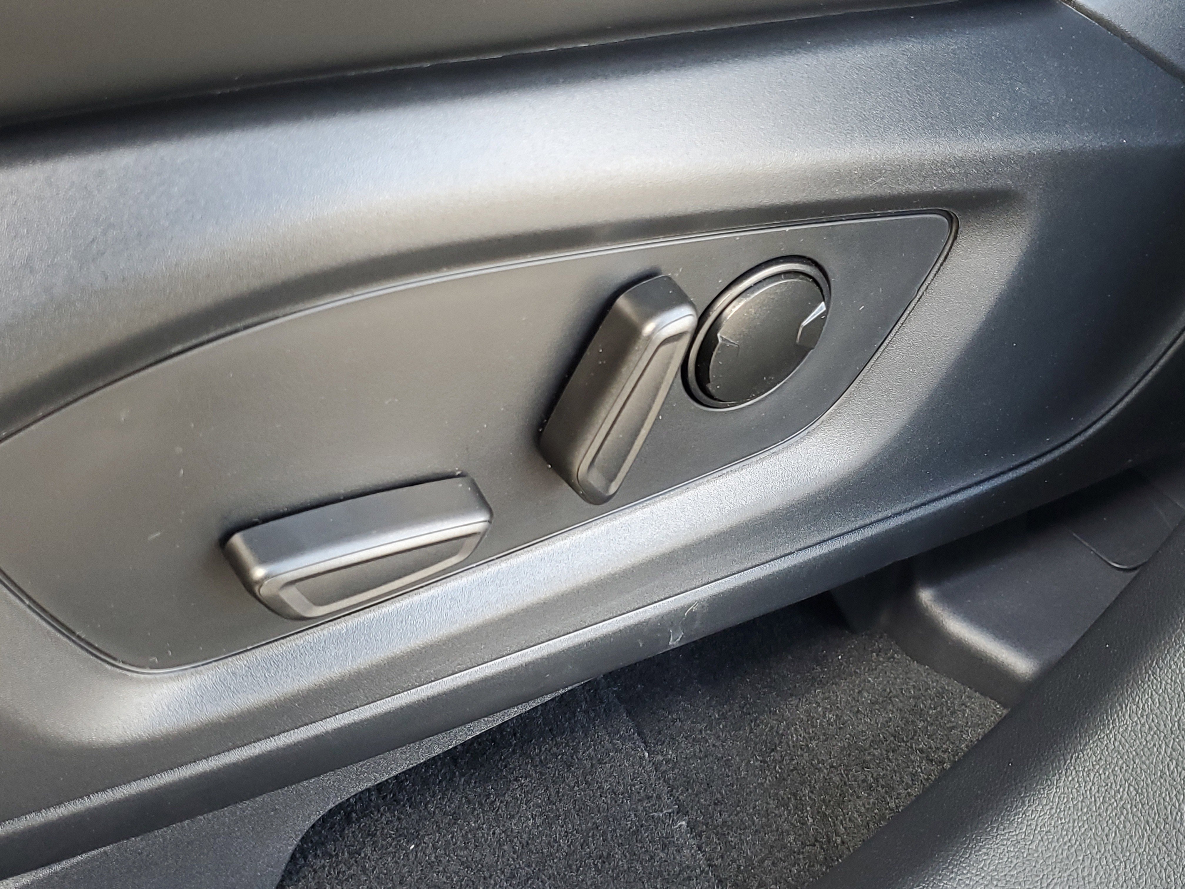 New 2025 Ford Explorer ST-Line w/ Premium Package image 20