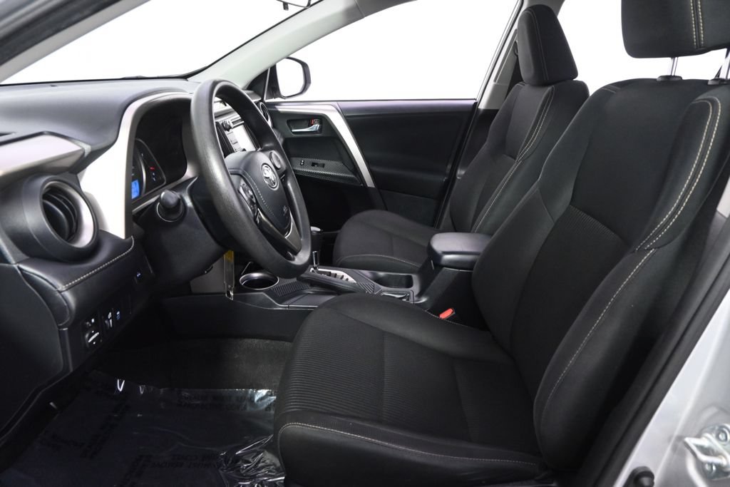 Used 2014 Toyota RAV4 XLE AWD/4WD image 13