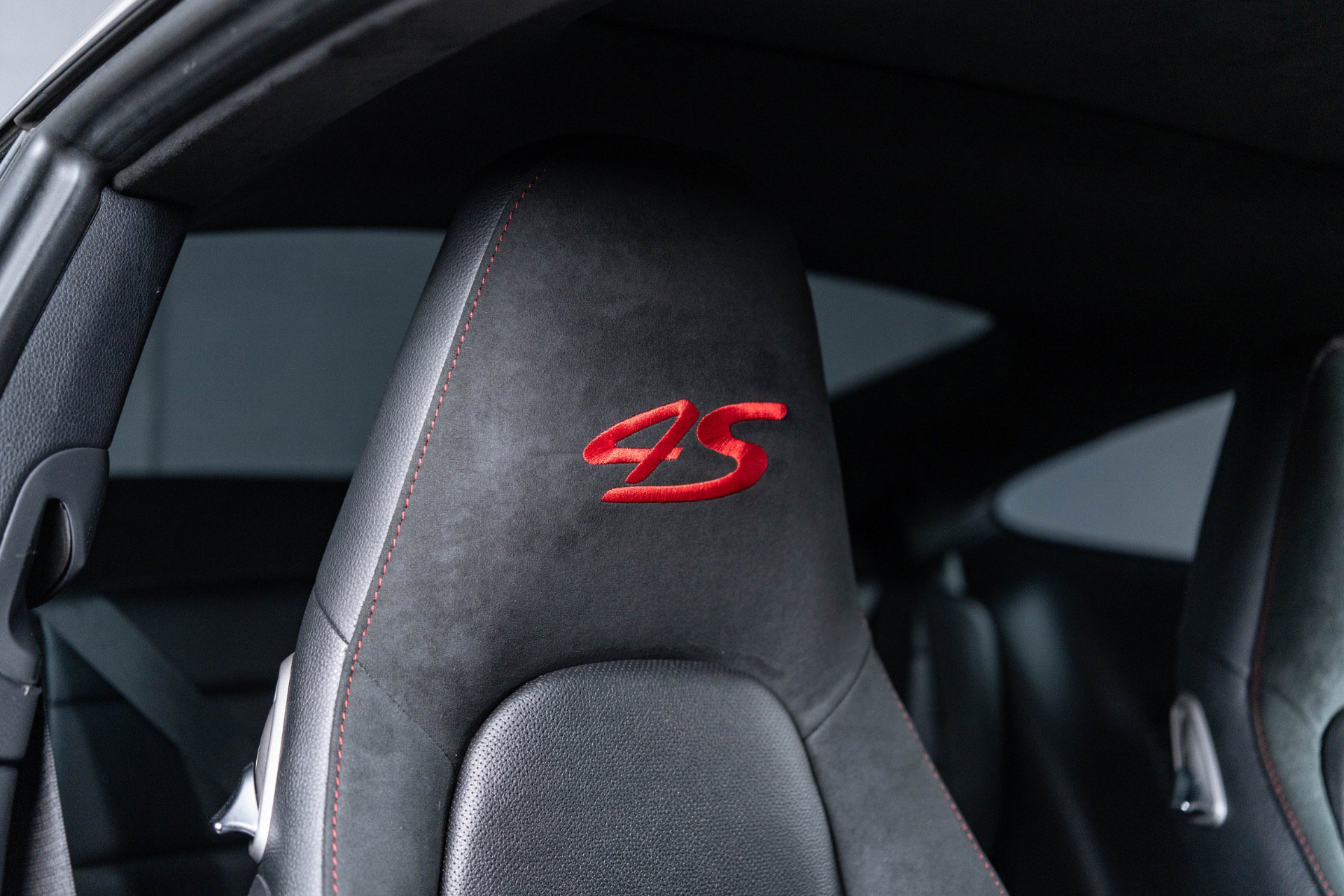Used 2018 Porsche 911 Carrera 4S AWD/4WD image 51