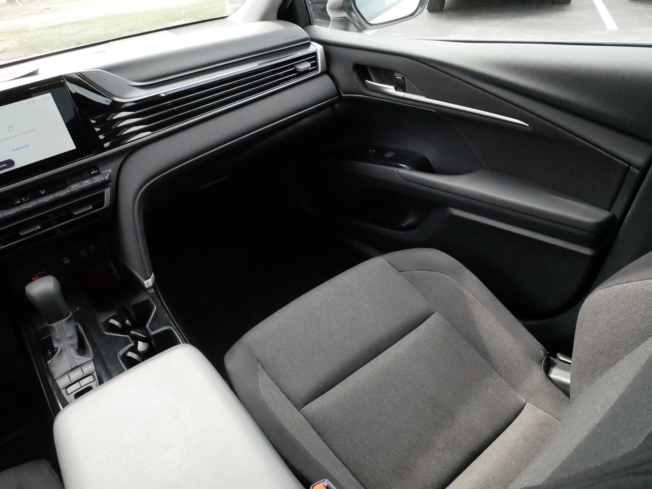 Certified 2025 Toyota Camry LE FWD image 11
