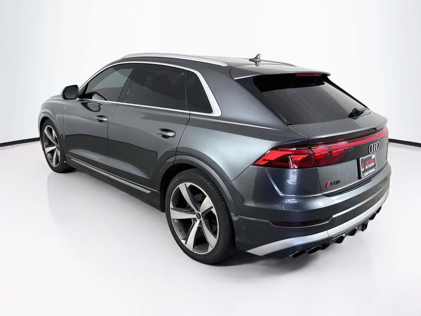 Used 2024 Audi SQ8 Prestige AWD/4WD image 3