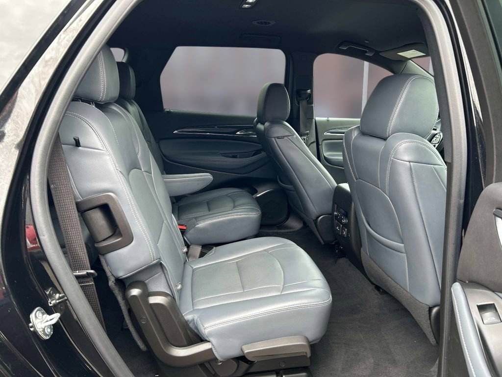Used 2024 Buick Enclave Premium image 16