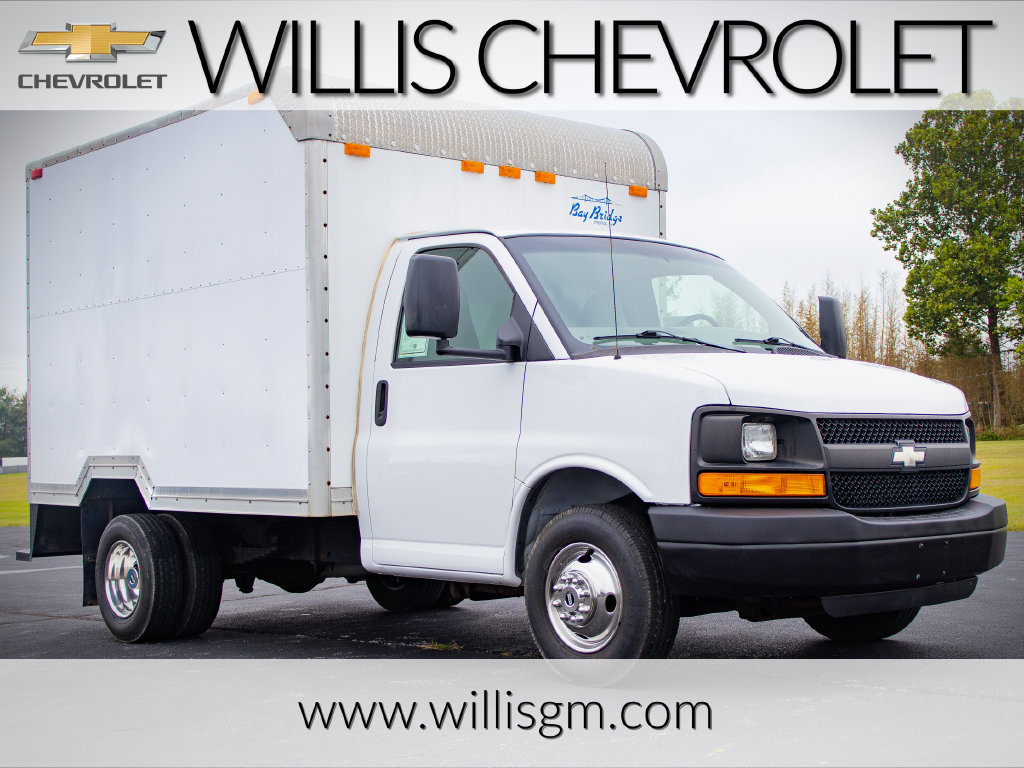 Used 2007 Chevrolet Express 3500 RWD image 1