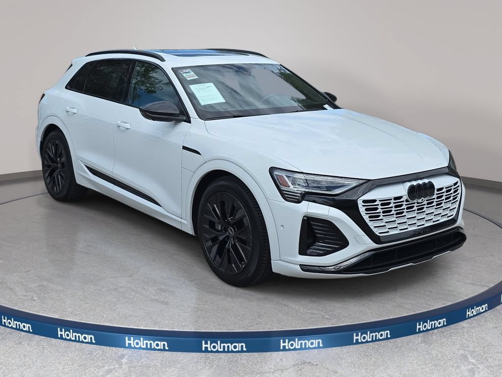 Used 2024 Audi Q8 e-tron Prestige AWD/4WD image 4