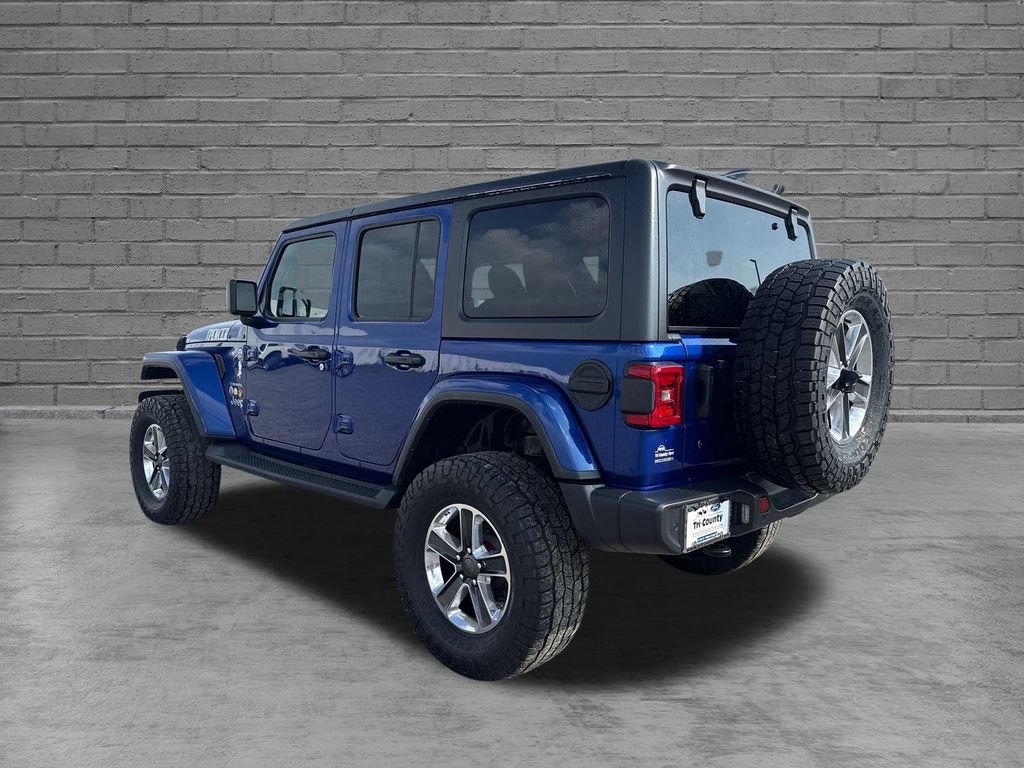 Used 2018 Jeep Wrangler Unlimited Sahara AWD/4WD image 5