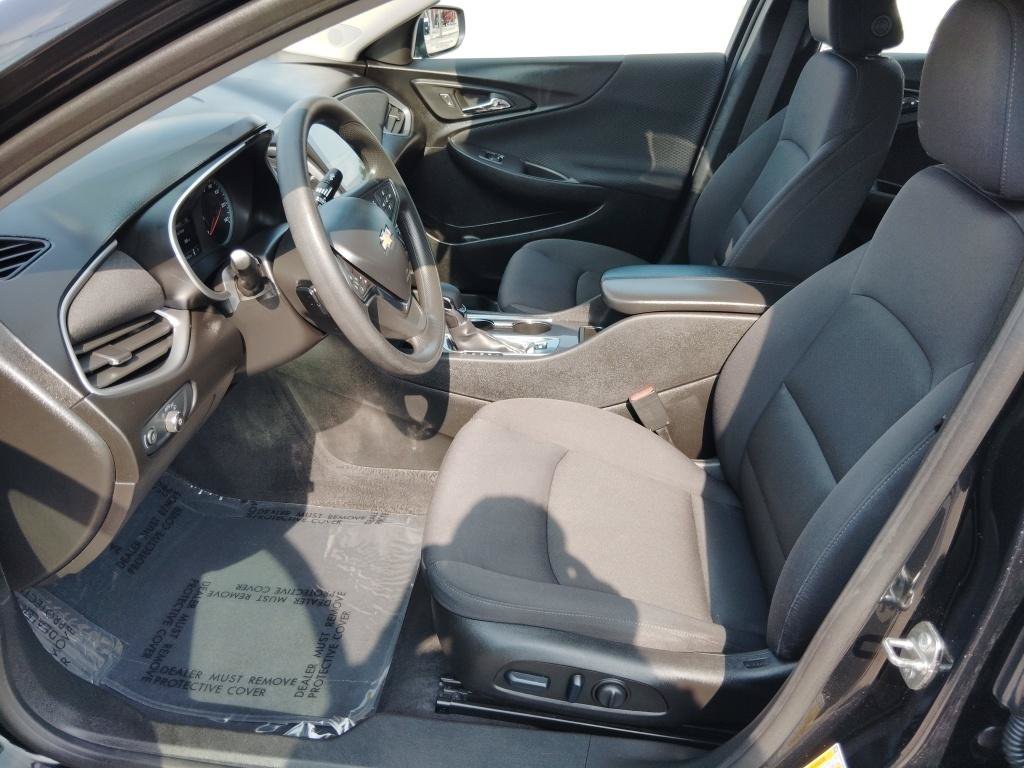 Used 2024 Chevrolet Malibu LT FWD image 14