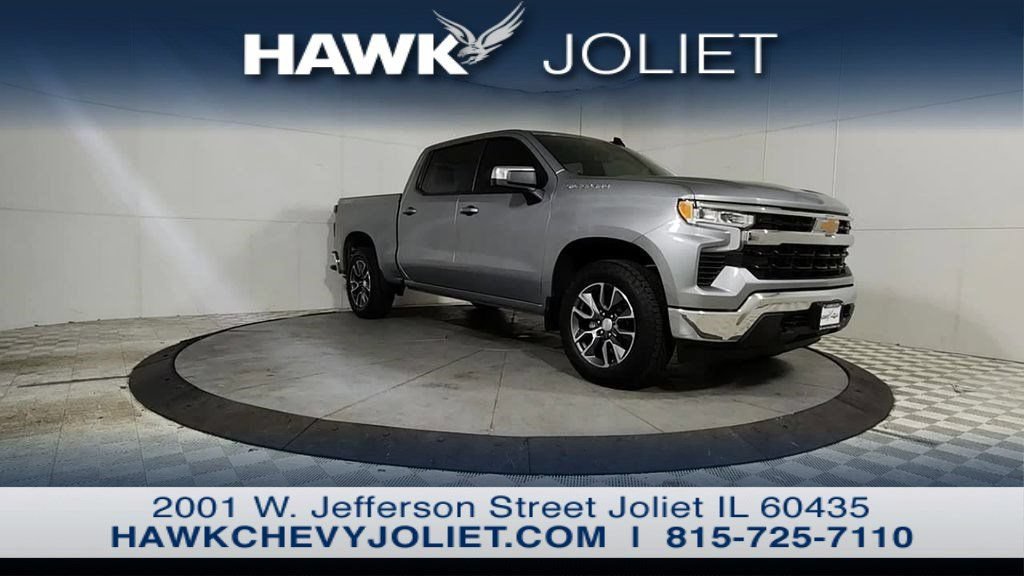 Used 2024 Chevrolet Silverado 1500 LT AWD/4WD image 9