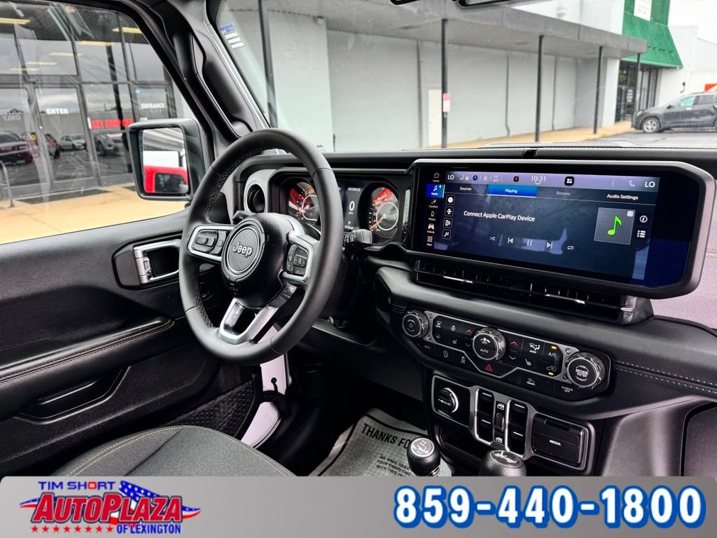 Used 2026 Jeep Wrangler Unlimited Sahara AWD/4WD image 40