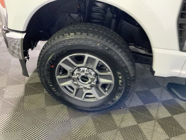 New 2025 Ford F350 XLT w/ 360-Degree Camera Package image 37