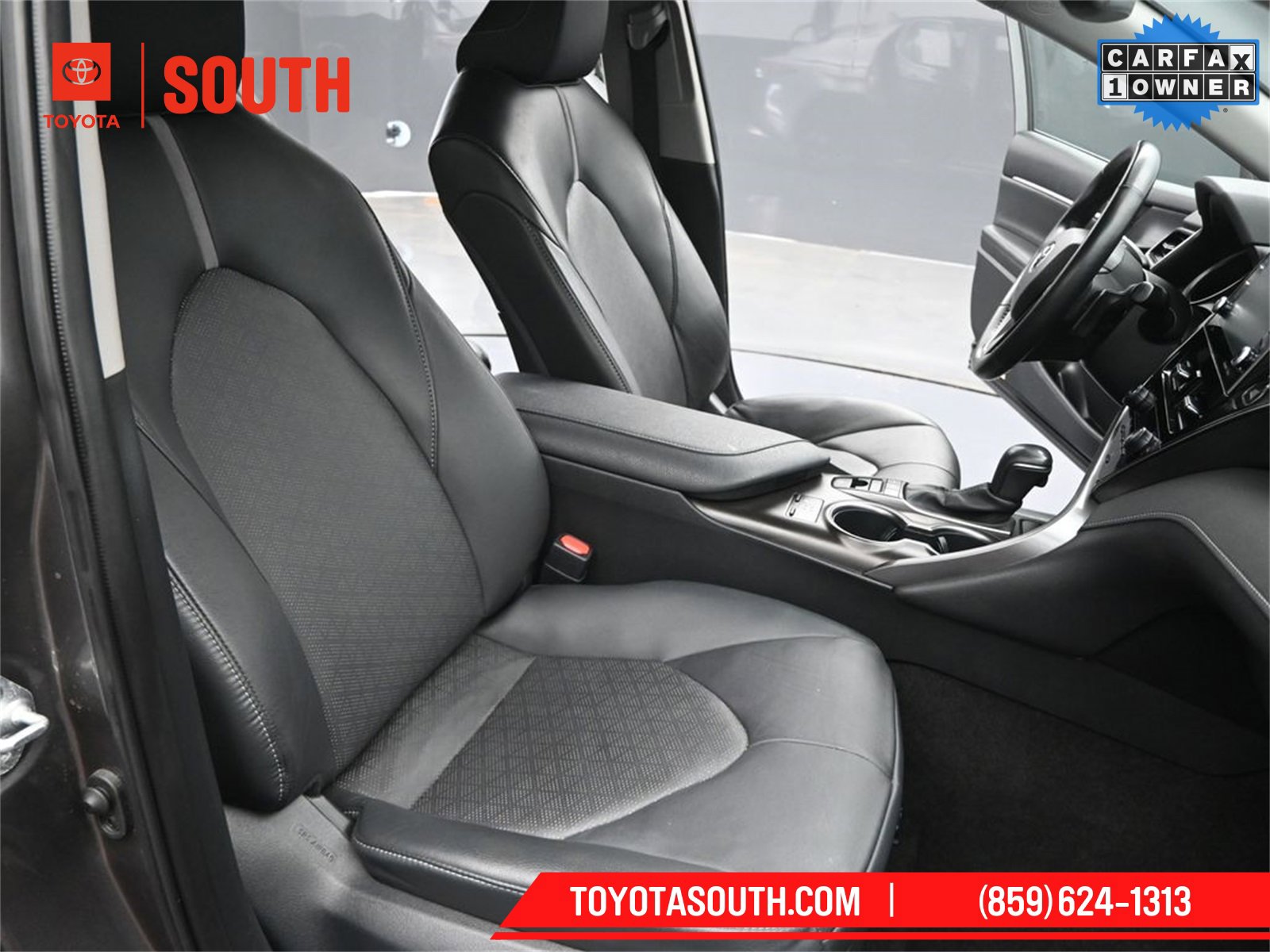 Used 2023 Toyota Camry XSE image 28