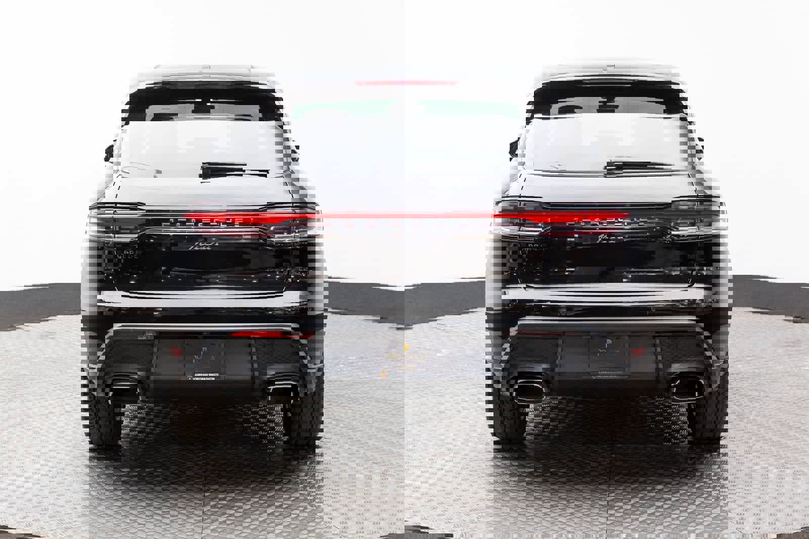 Used 2022 Porsche Macan image 5