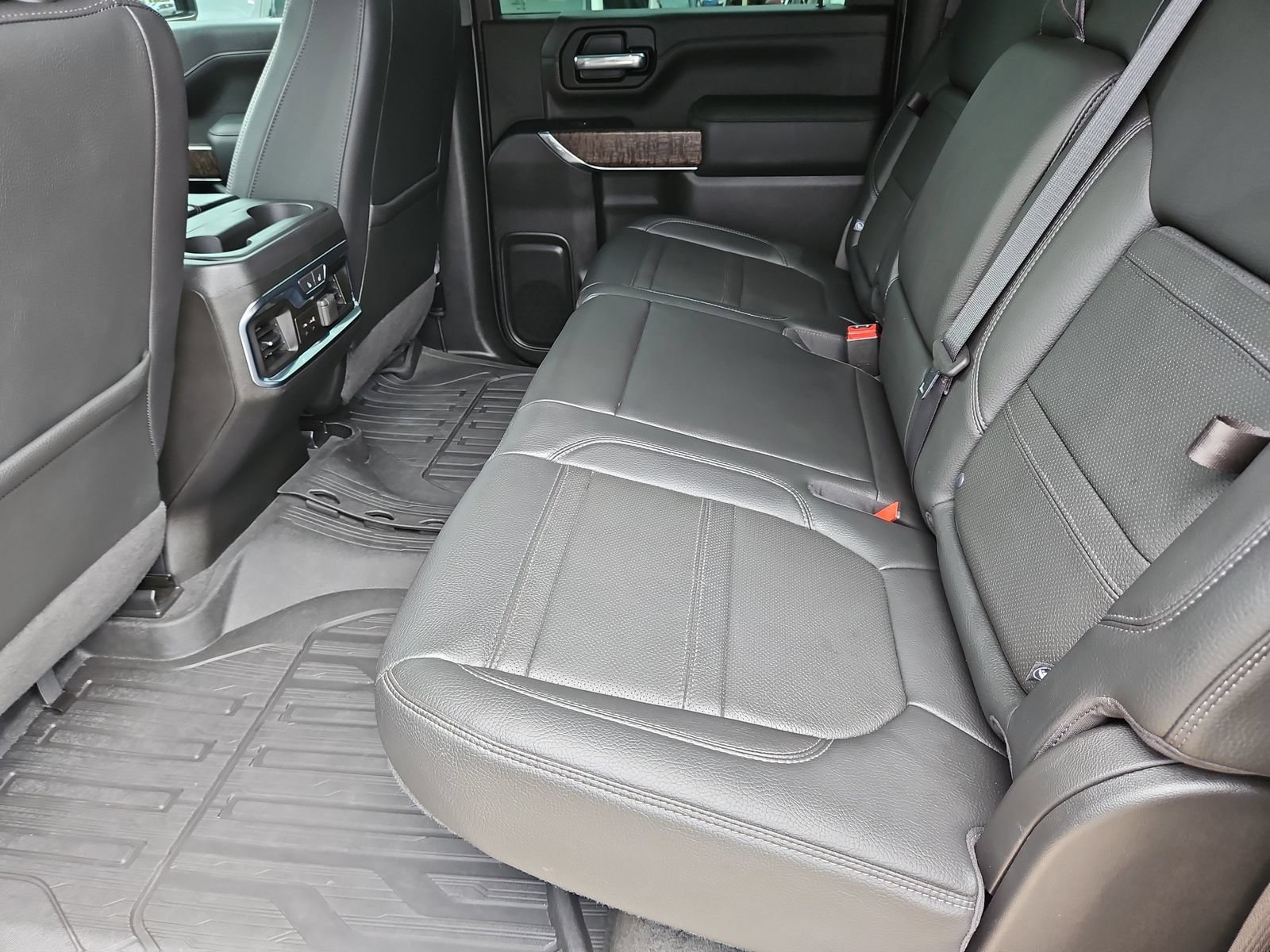 Used 2022 GMC Sierra 2500 Denali w/ Denali Ultimate Package AWD/4WD image 19