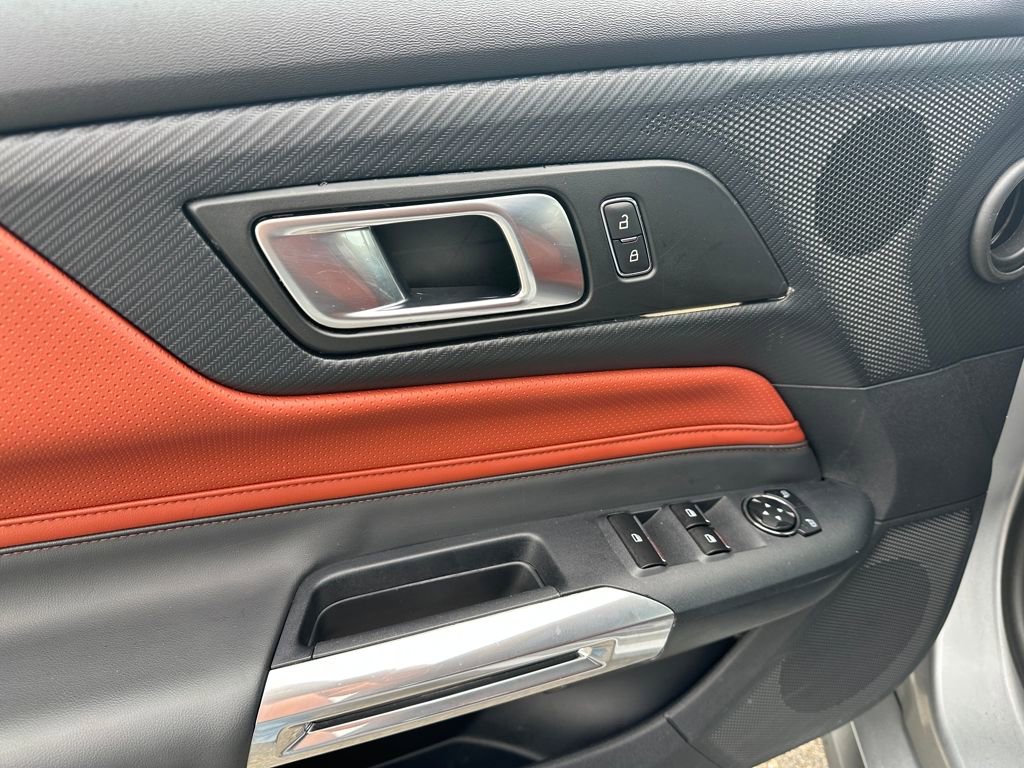 Used 2024 Ford Mustang Premium image 10