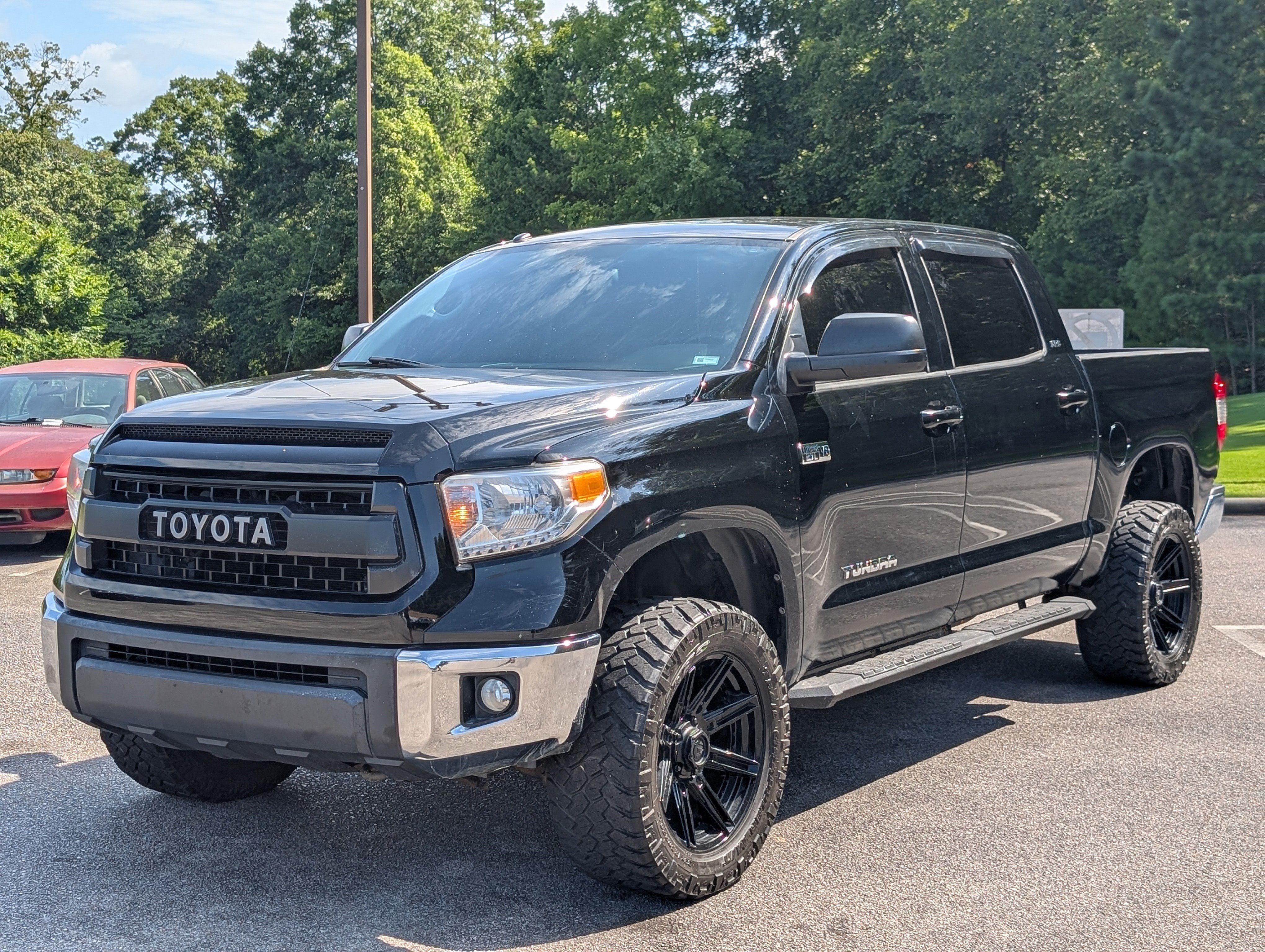Used 2016 Toyota Tundra SR5 w/ SR5 Upgrade Package AWD/4WD image 5
