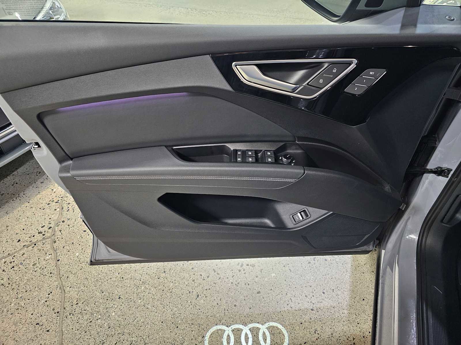 Used 2023 Audi Q4 e-tron Premium Plus image 22