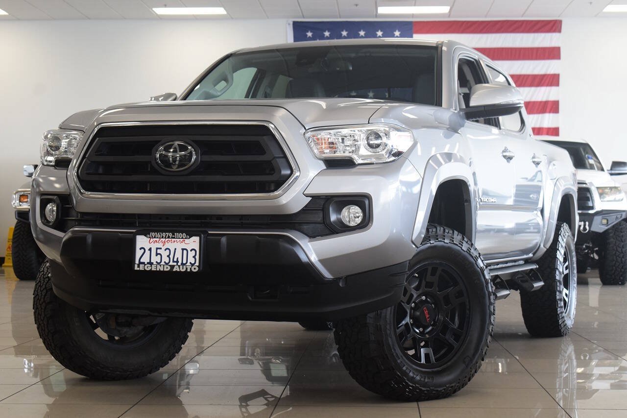 Used 2021 Toyota Tacoma SR5 w/ Technology Package AWD/4WD image 3