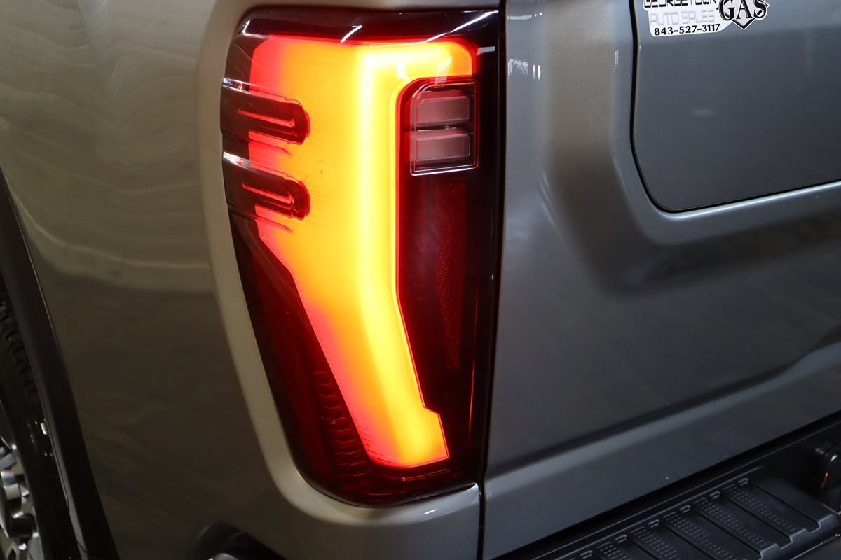 Used 2025 GMC Sierra 2500 SLT w/ SLT Convenience Package AWD/4WD image 24