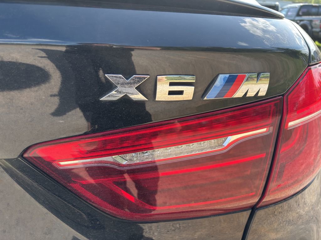 Used 2017 BMW X6 M image 9