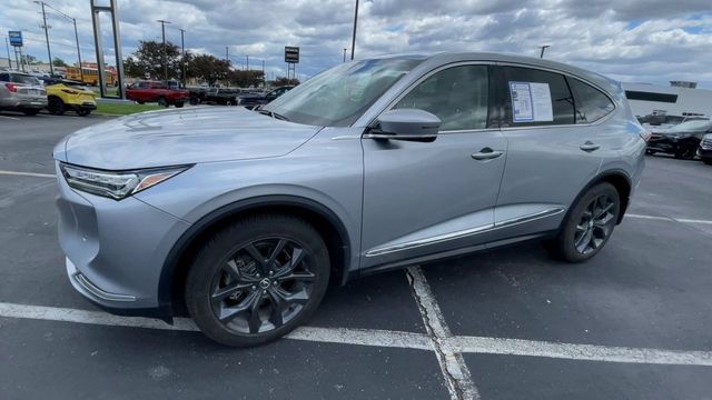 Used 2023 Acura MDX SH-AWD w/ Technology Package image 6