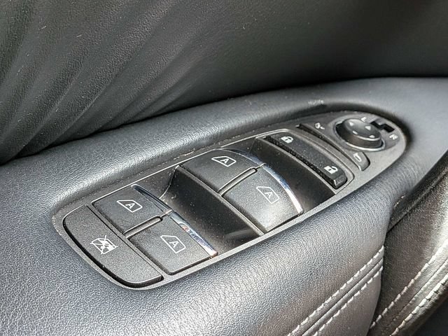 Used 2020 Nissan Armada Platinum w/ Captain's Chairs Package RWD image 30