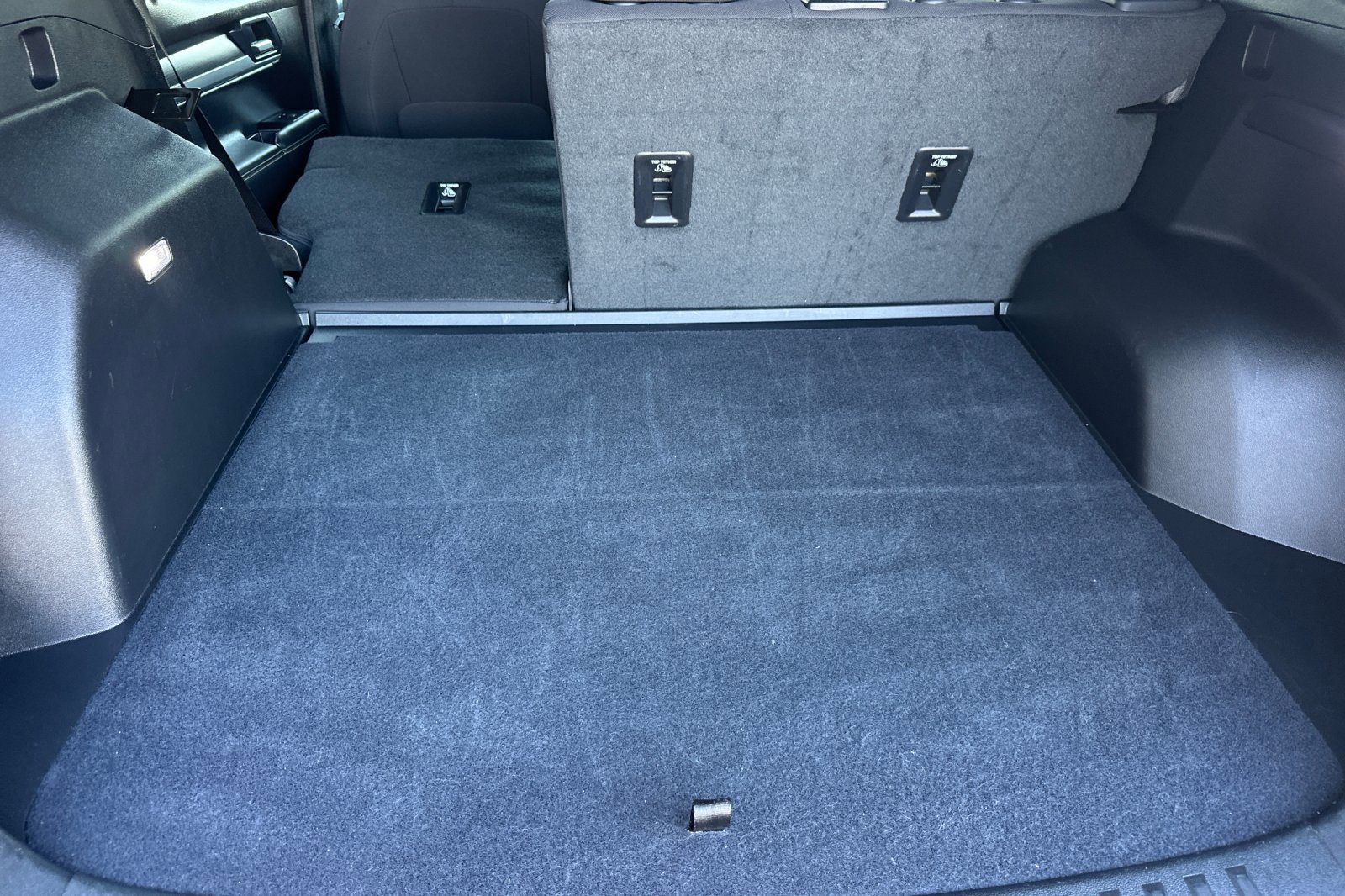 Used 2025 GMC Terrain Elevation image 16