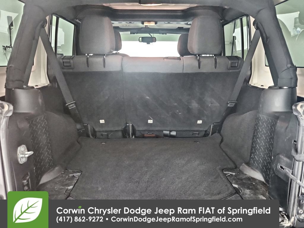 Used 2018 Jeep Wrangler Unlimited Sport S AWD/4WD image 28