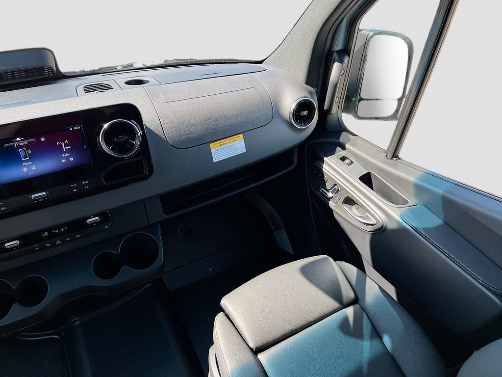 New 2026 Mercedes-Benz Sprinter 2500 image 24