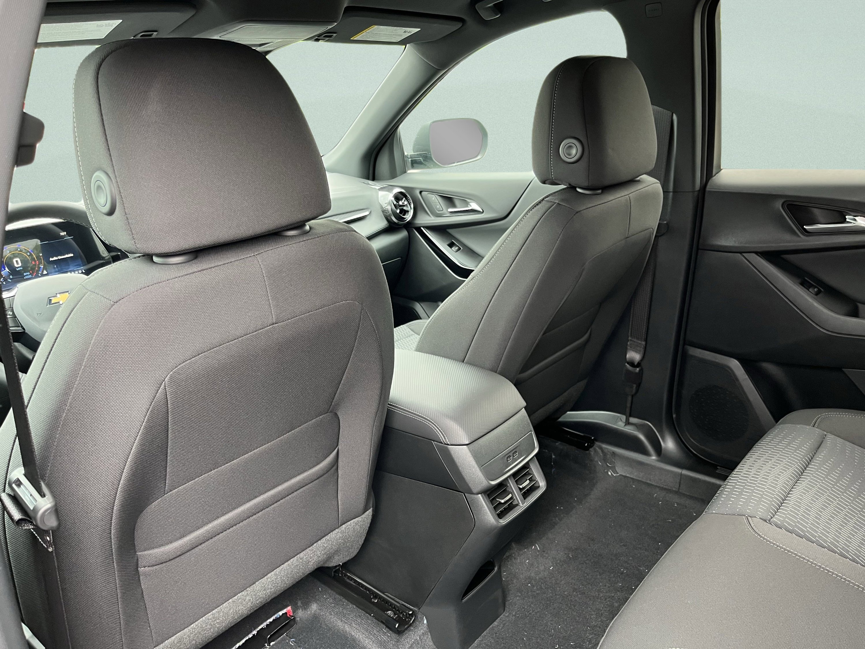 New 2026 Chevrolet Equinox LT image 25