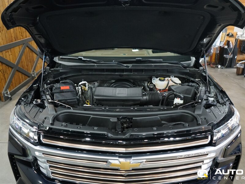 Used 2023 Chevrolet Tahoe High Country AWD/4WD image 8