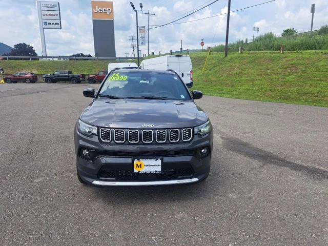 Certified 2024 Jeep Compass Limited image 3
