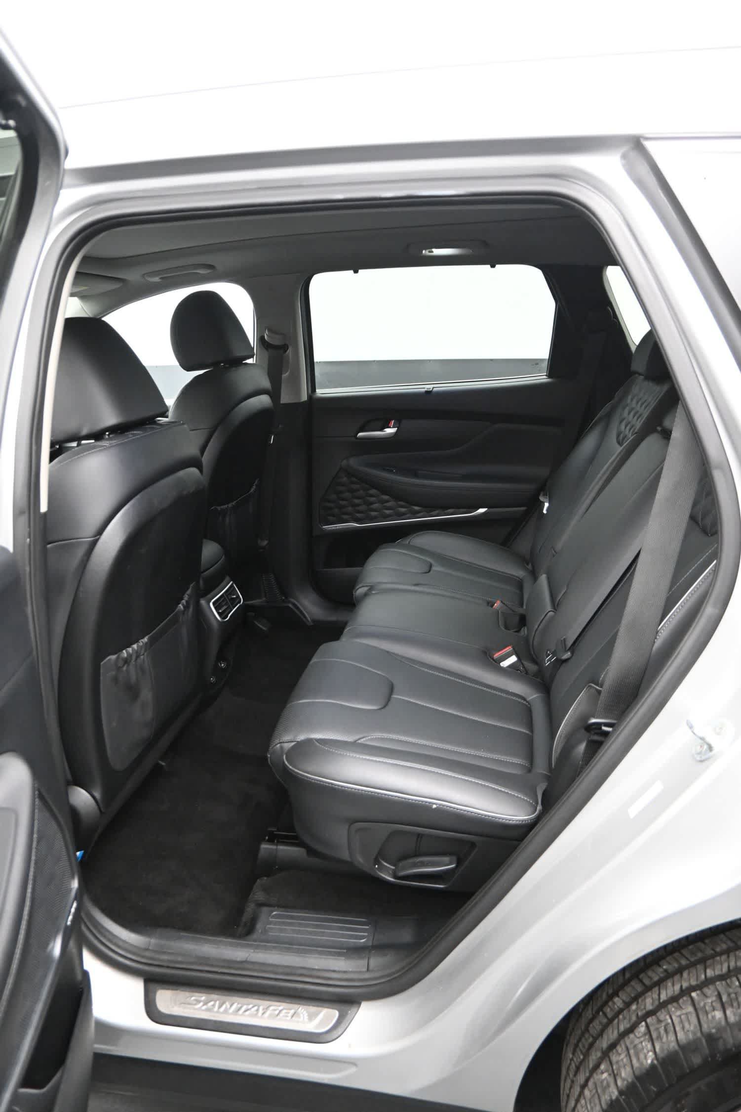 Used 2022 Hyundai Santa Fe SEL Premium w/ Cargo Package AWD/4WD image 13