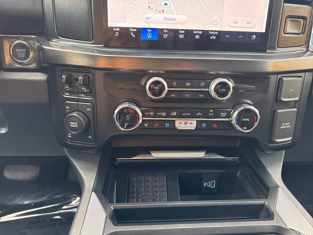 Used 2024 Ford F350 Lariat image 27