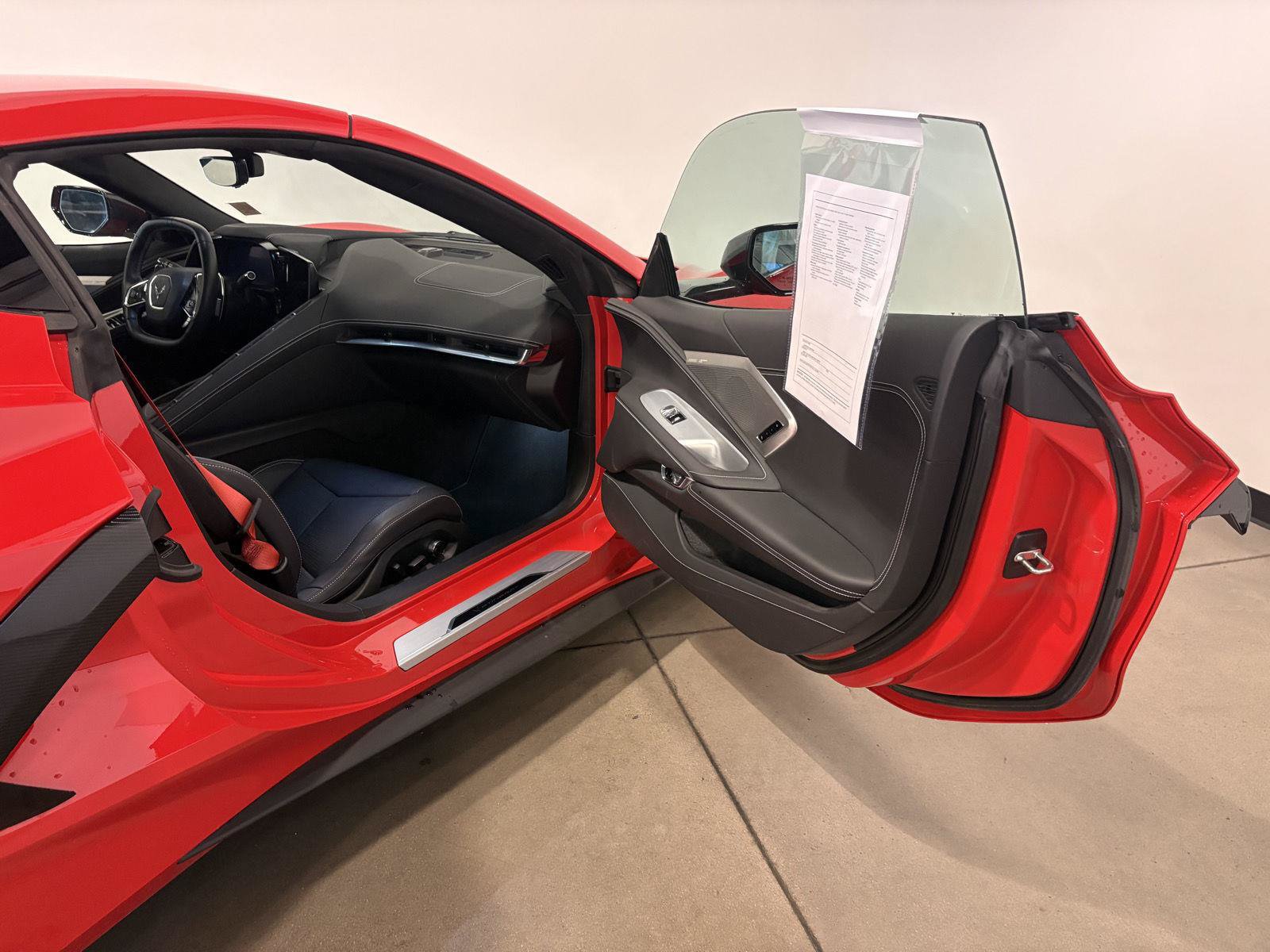 Used 2022 Chevrolet Corvette Stingray Preferred Cpe w/ Z51 Performance Package RWD image 40