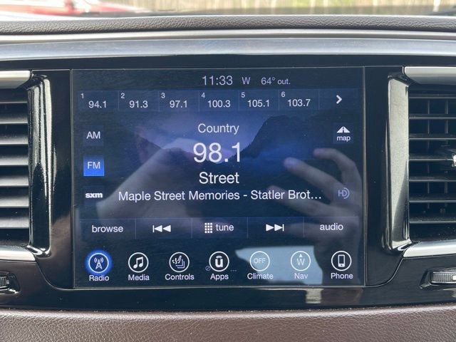 Used 2017 Chrysler Pacifica Touring-L Plus image 10