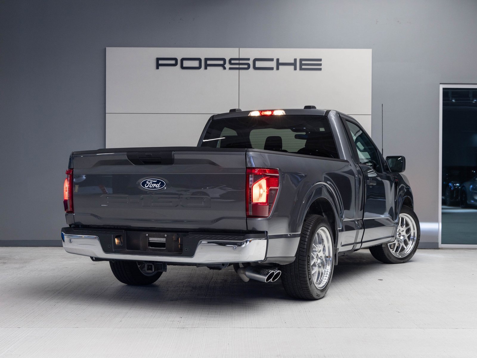 Used 2025 Ford F150 XL w/ Equipment Group 103A High image 7