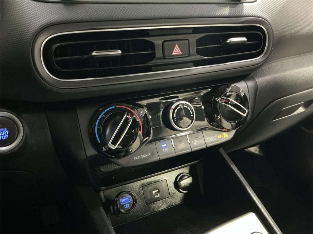 Used 2023 Hyundai Kona SEL image 28