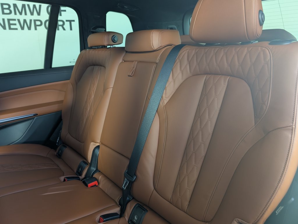 New 2027 BMW X7 M60i AWD/4WD image 15