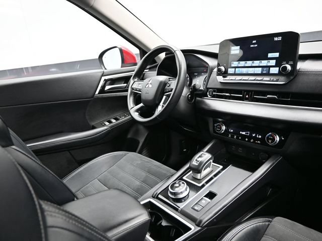 Used 2024 Mitsubishi Outlander SE FWD image 18
