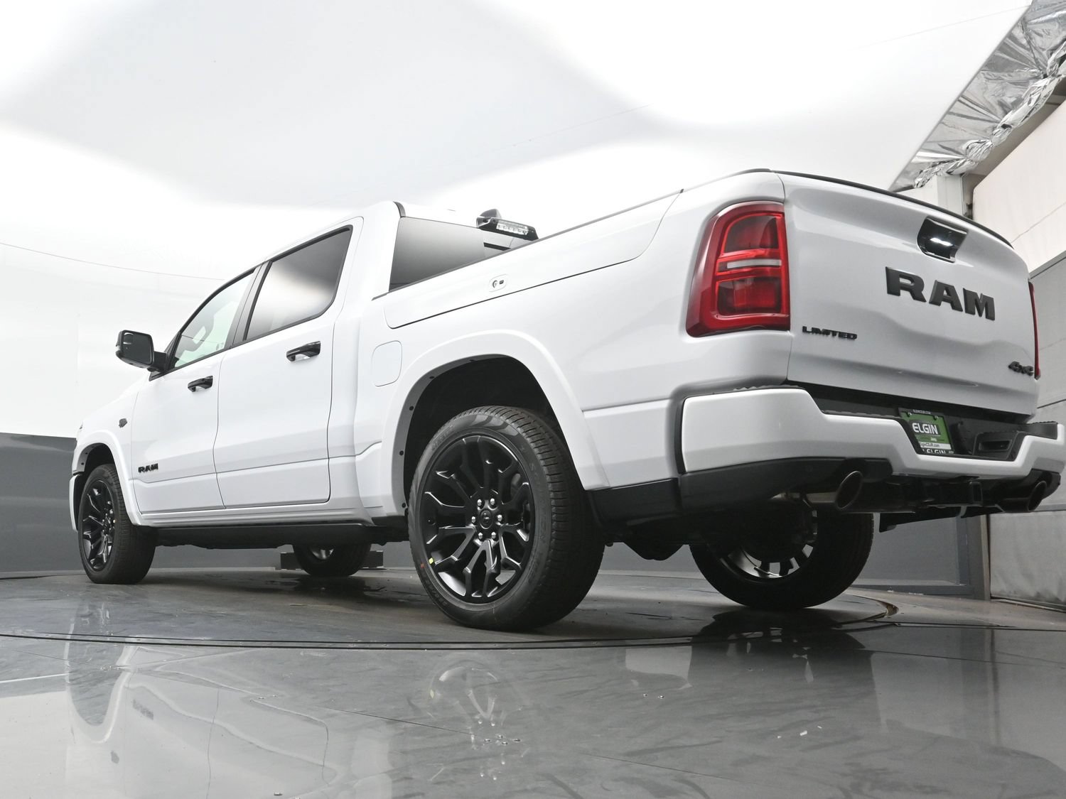 New 2027 RAM 1500 Limited AWD/4WD image 16