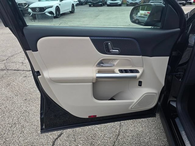 Certified 2025 Mercedes-Benz GLA 250 4MATIC image 13