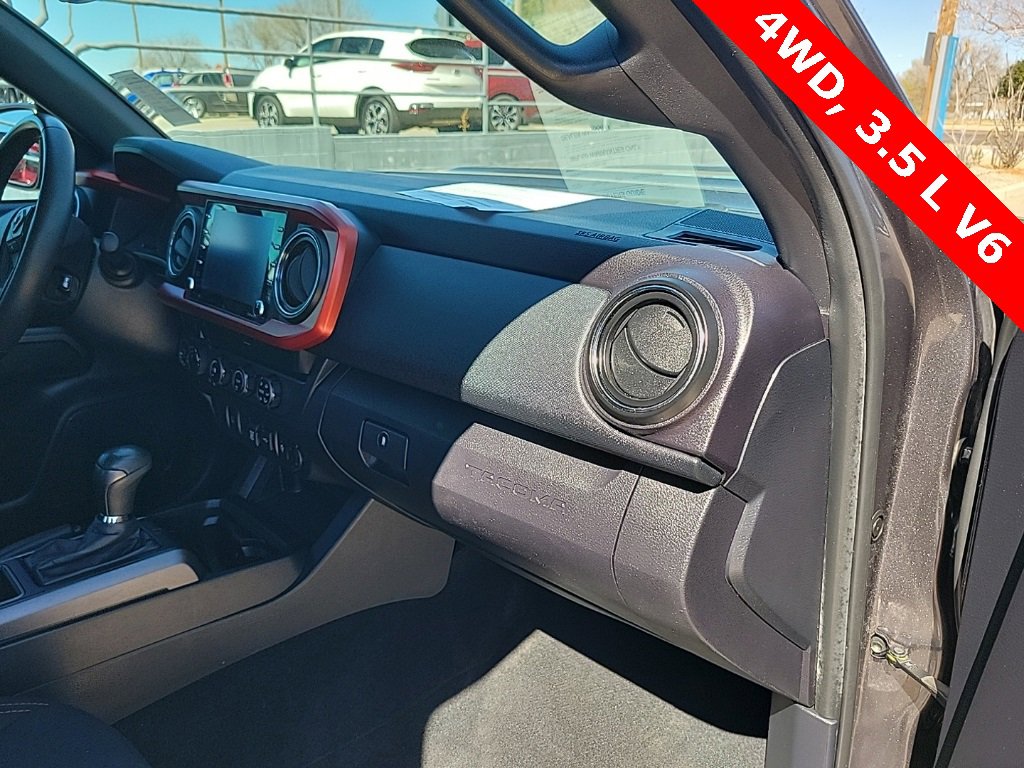 Used 2020 Toyota Tacoma TRD Sport image 37