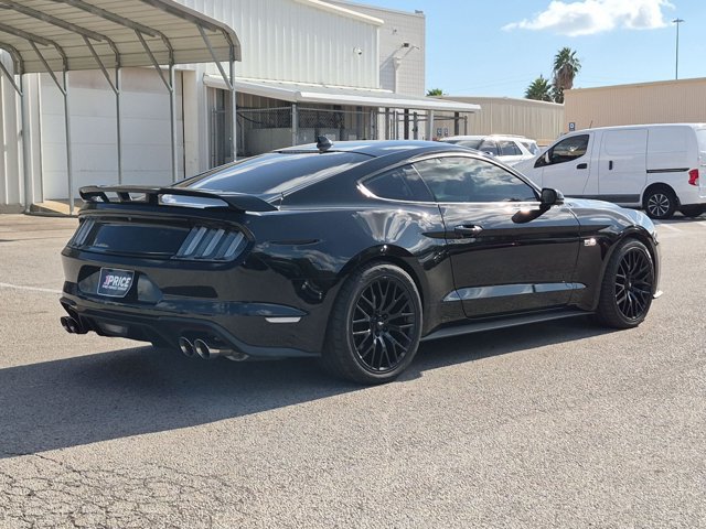 Used 2022 Ford Mustang GT Premium w/ GT Performance Package RWD image 5