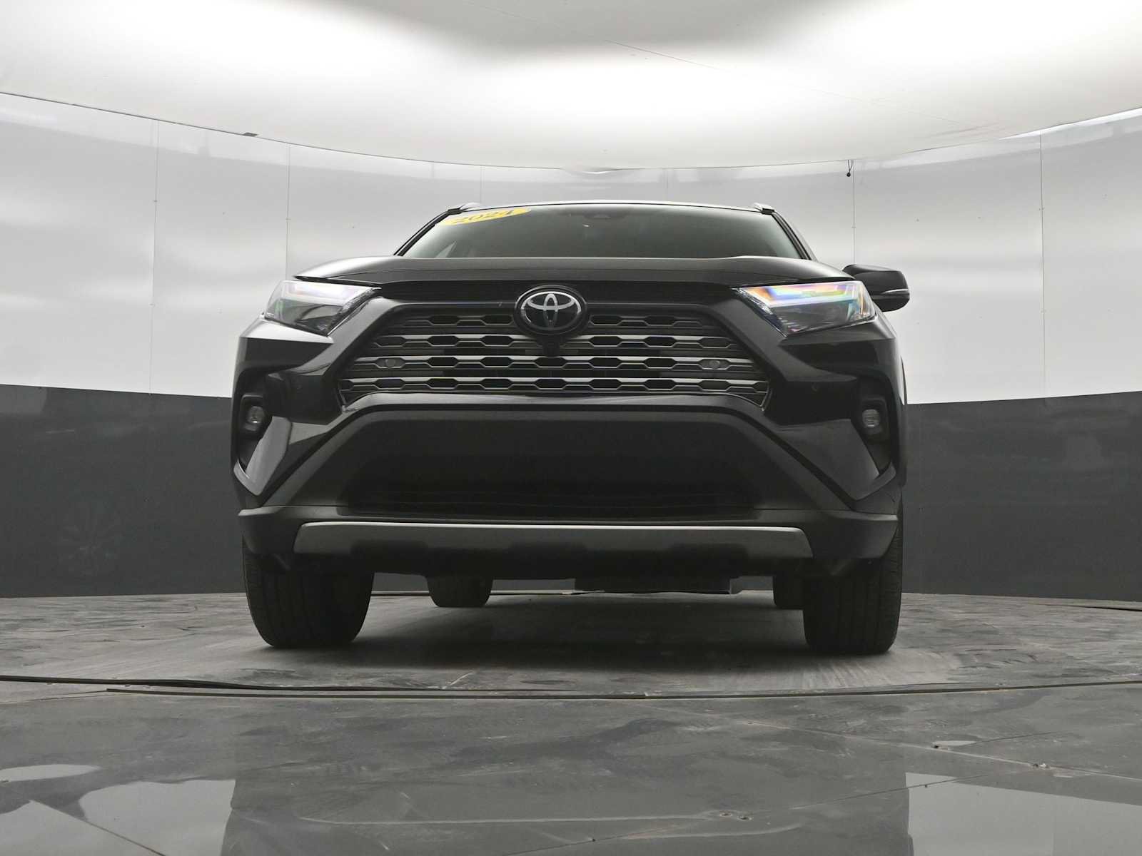 Used 2024 Toyota RAV4 Limited w/ Advanced Technology Package AWD/4WD image 38