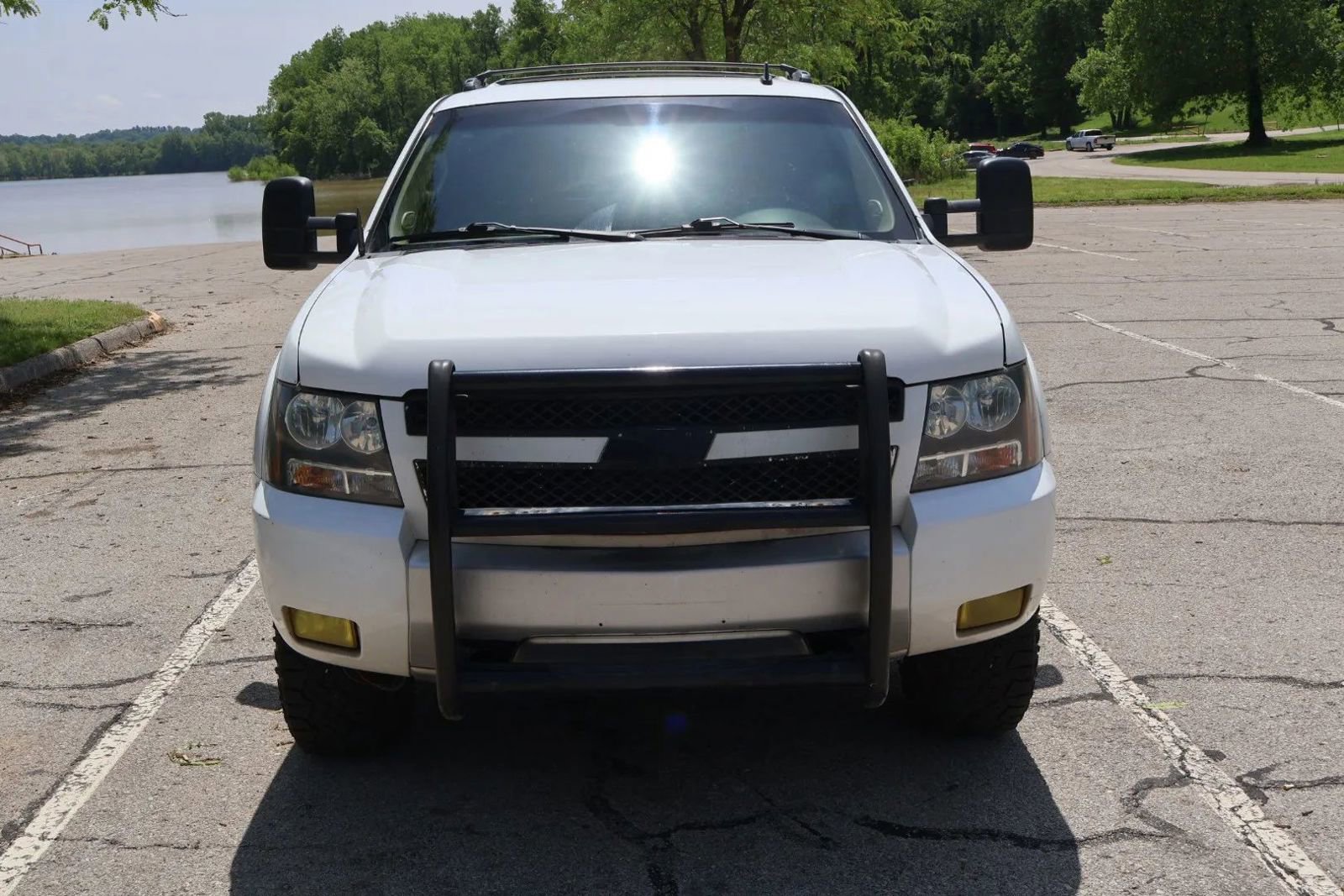Used 2012 Chevrolet Avalanche LT w/ Suspension Package, Off-Road AWD/4WD image 2