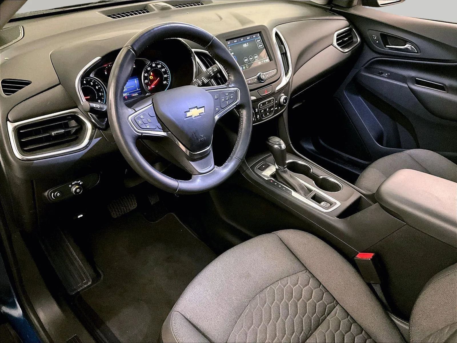 Used 2019 Chevrolet Equinox LT image 12