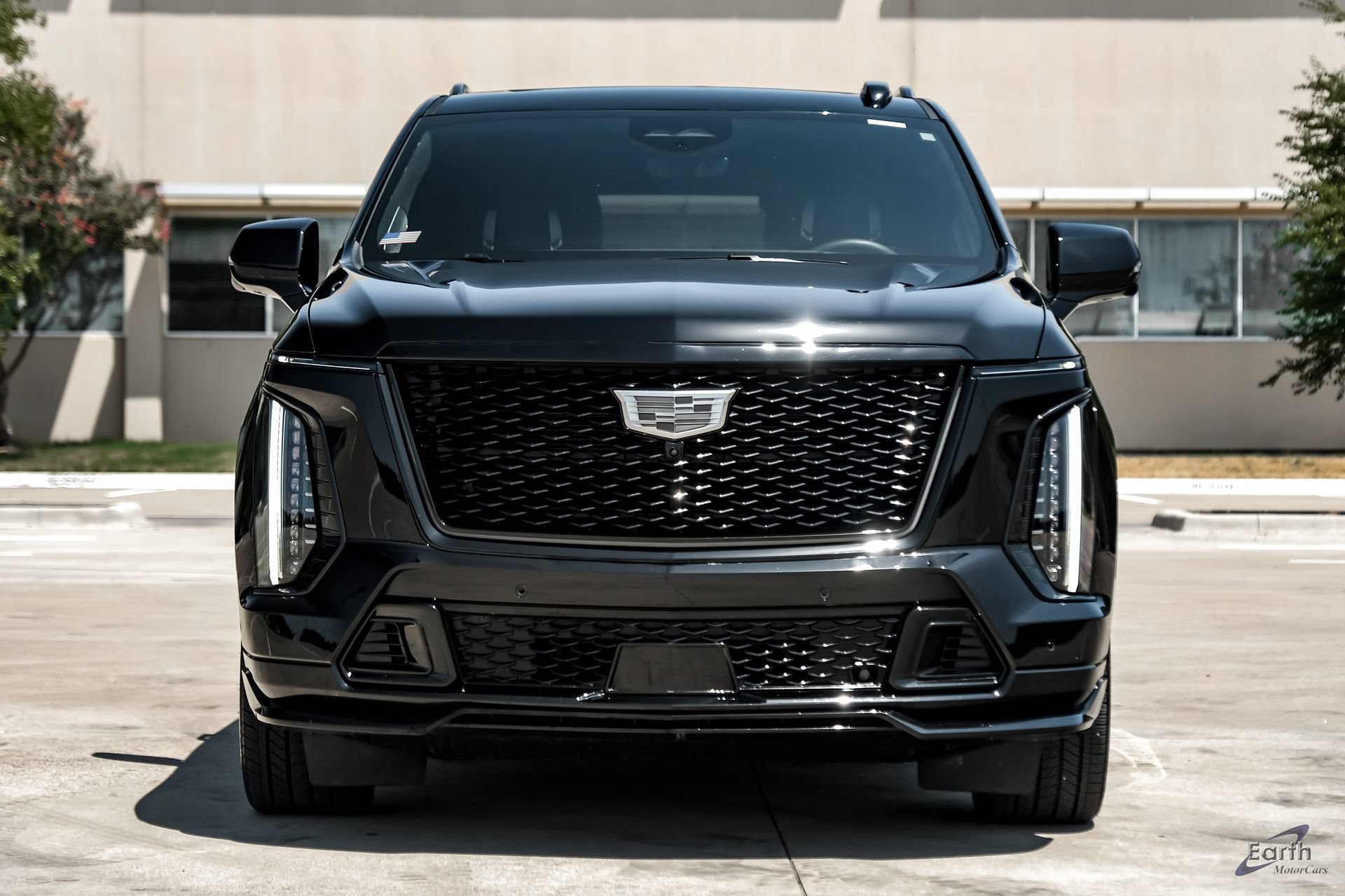 Used 2026 Cadillac Escalade V w/ LPO, ONYX Package AWD/4WD image 29