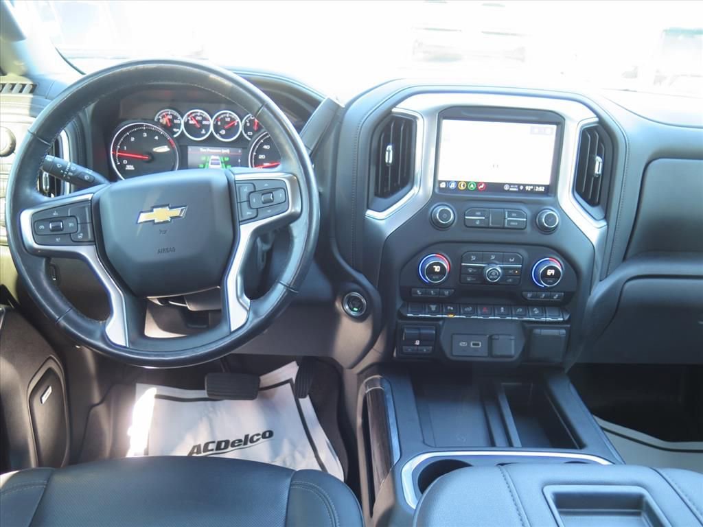 Used 2022 Chevrolet Silverado 2500 LTZ w/ LTZ Plus Package image 15