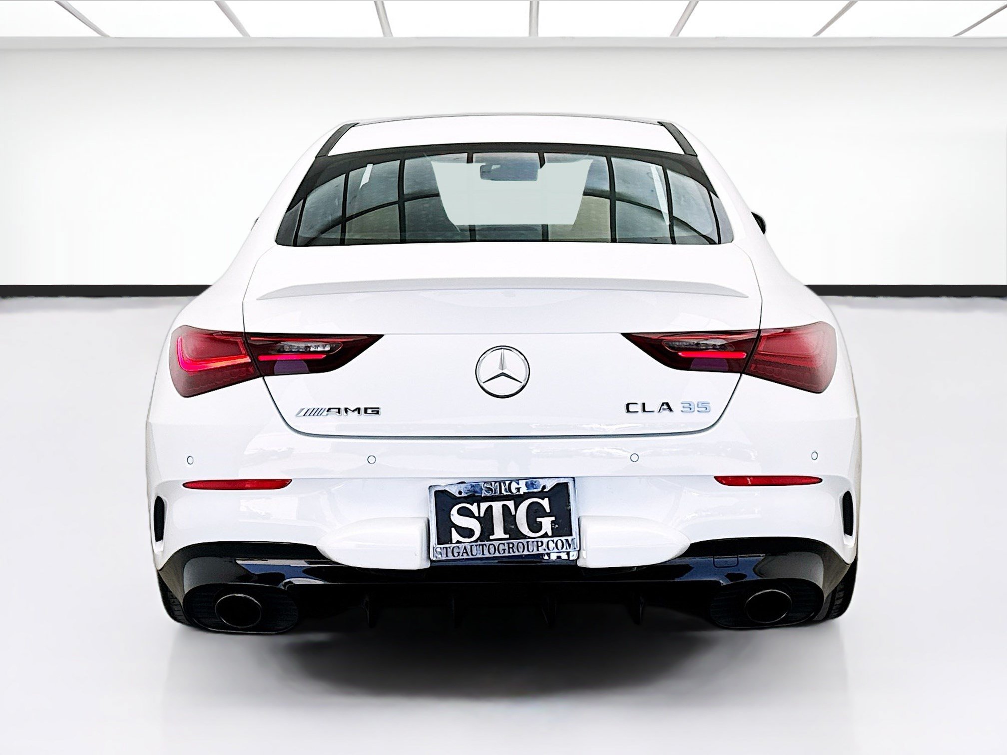 Used 2025 Mercedes-Benz CLA 35 AMG 4MATIC image 5