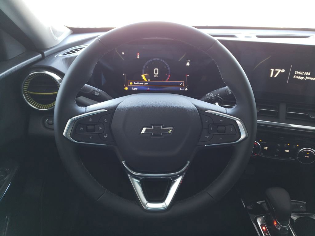 New 2026 Chevrolet Trax ACTIV w/ Sunroof Package image 13