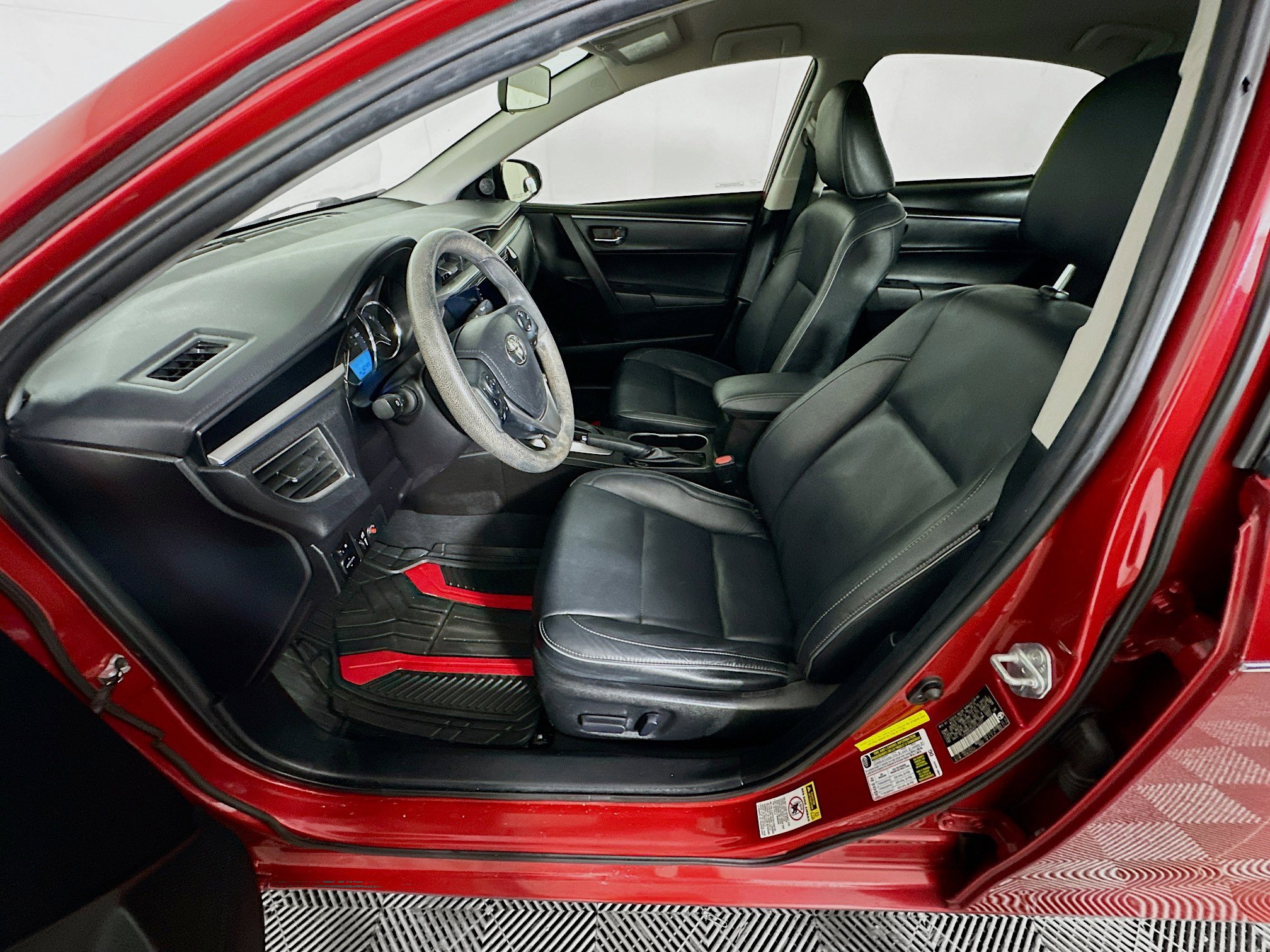 Used 2014 Toyota Corolla LE Premium FWD image 13